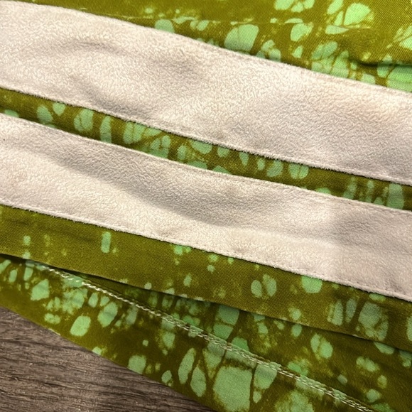 Maison Chateau Rouge The Shorts in Bubble Green XS - Picture 5 of 8